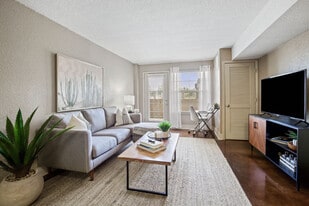 Capitol on 28th - Main Photo