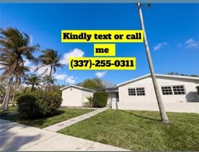 Building Photo - 10101 SW 99th Ave