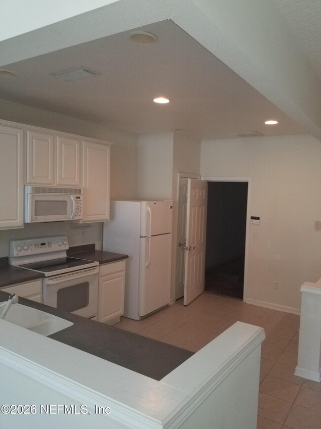 Building Photo - 4137 Crownwood Dr