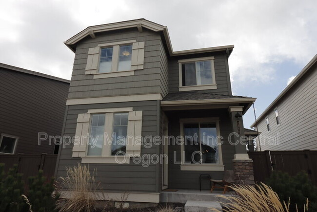 Primary Photo - 2860 Yew Park Ln