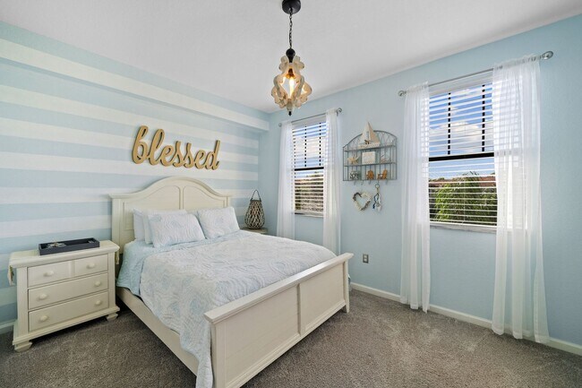 Building Photo - *** LOCATION, LOCATION, LOCATION! *** ANNUAL TURNKEY FURNISHED Rental Available NOW in Positano P...