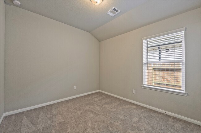 Building Photo - 17502 Rosette Grass Dr