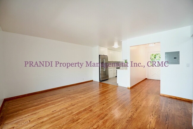 Building Photo - Reduced Rent! Now $3,300 (Was $3,500) Qual...