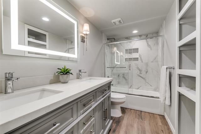 Building Photo - 5915 Volunteer Pl