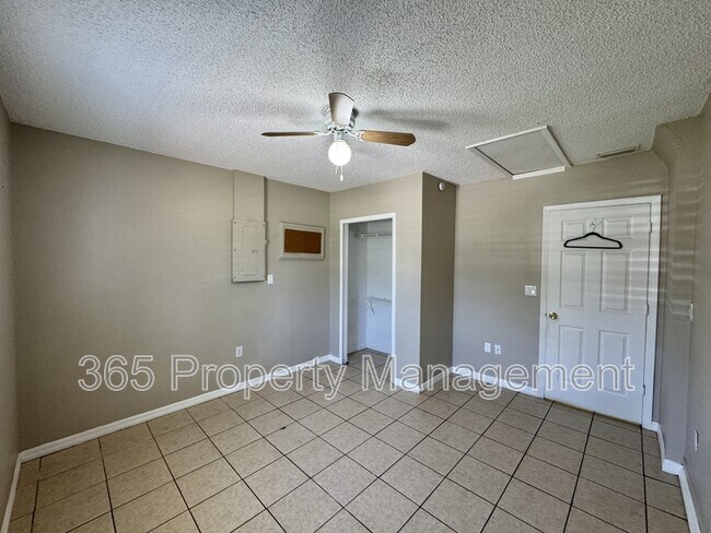 Building Photo - 12484 Curry Dr