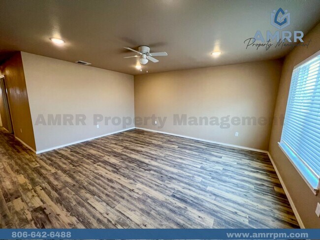 Building Photo - 7410 5th St