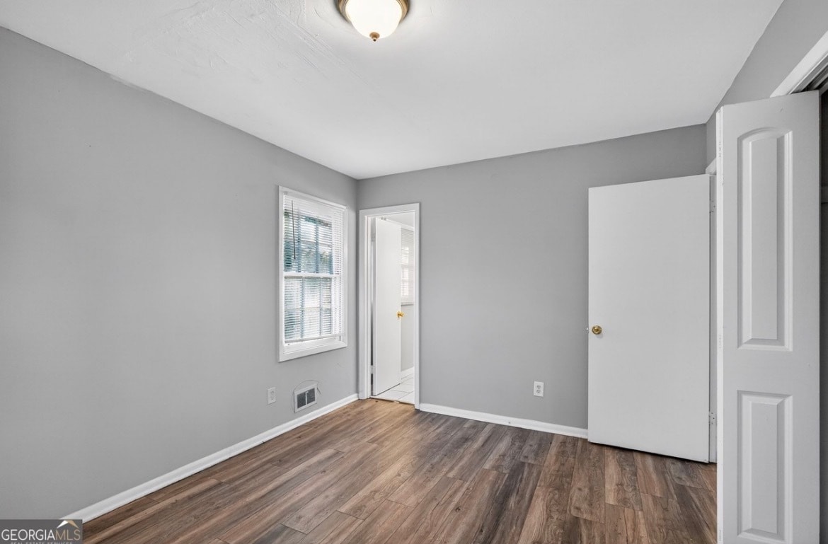 Building Photo - 1615 Pine Glen Cir