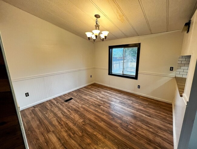 Building Photo - 8822 Holmquist Rd SE