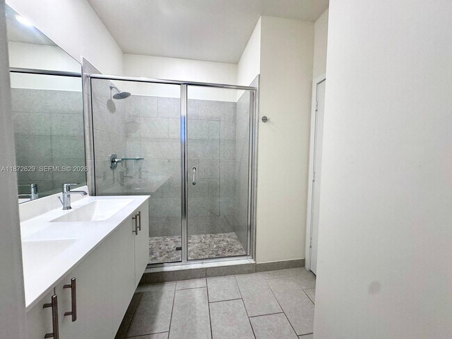 Building Photo - 8118 NW 42nd St