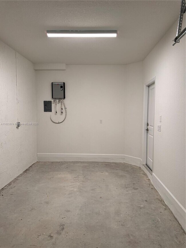 Building Photo - 23583 SW 133rd Ct