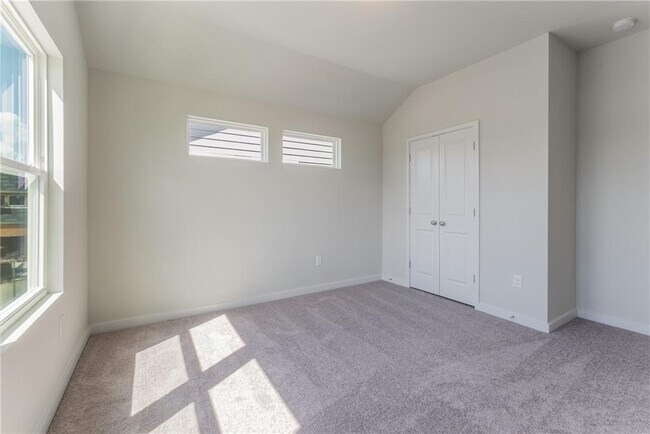 Building Photo - 15107 Ryman Rd