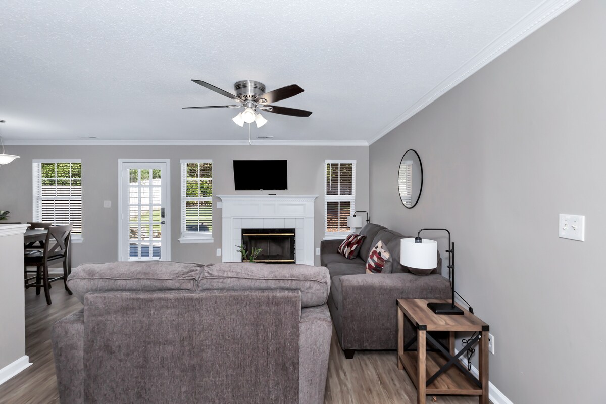 Building Photo - 275 Postwood Ct