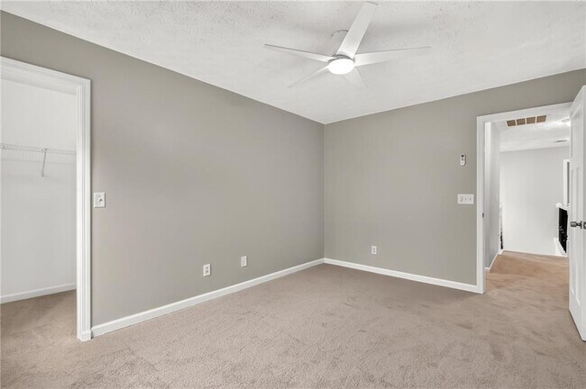 Building Photo - 4554 Darrowby Dr