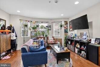 Building Photo - 1228 N 25th St