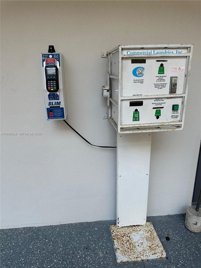 Building Photo - 15600 NW 7th Ave