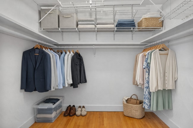 Building Photo - 114 Trowbridge St