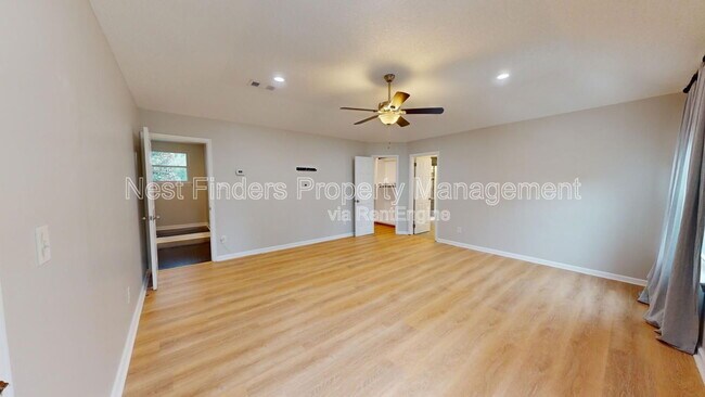 Building Photo - 12345 Tracy Ann Rd