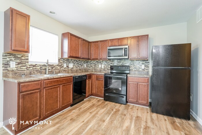 Building Photo - 339 Hidden Timber Ln