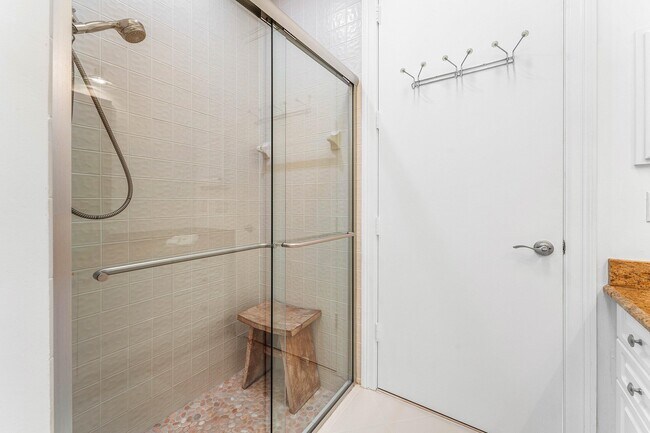 Building Photo - 2601 Sheltingham Dr