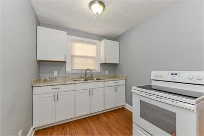 Building Photo - 108 Sylvania Ave
