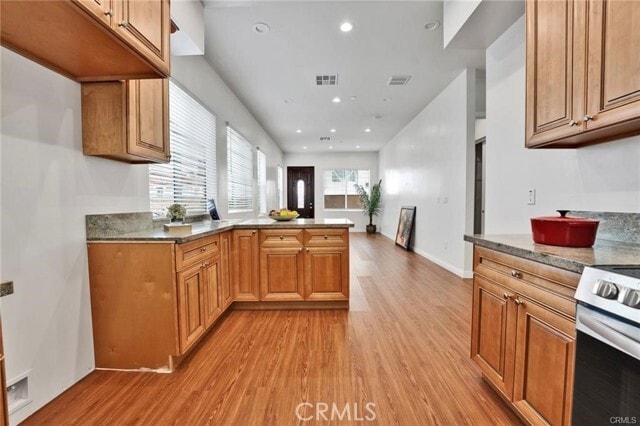 Building Photo - 320 S Lincoln Ave