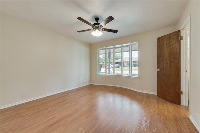 Building Photo - 1421 Meadow Ln