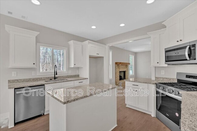 Building Photo - 4444 Sullivan Rd SW