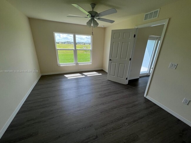 Building Photo - 1150 Norge Ct