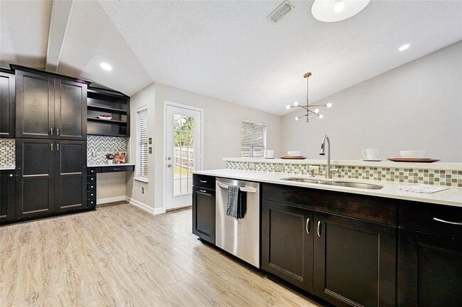 Building Photo - 4712 Velasco Pl