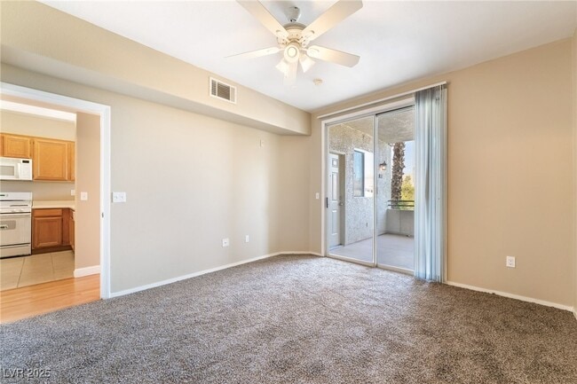 Building Photo - 7115 S Durango Dr