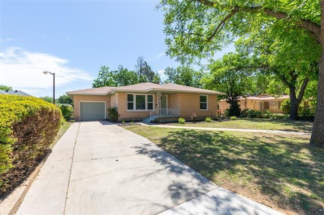 Building Photo - 473 College Dr