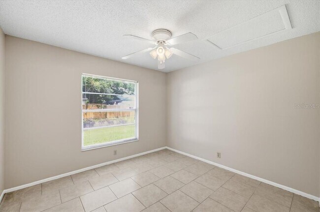 Building Photo - 1901 Castle Bay Ct