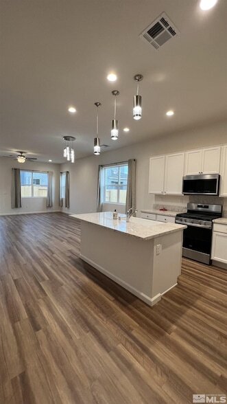 Building Photo - 7630 Navasota Dr