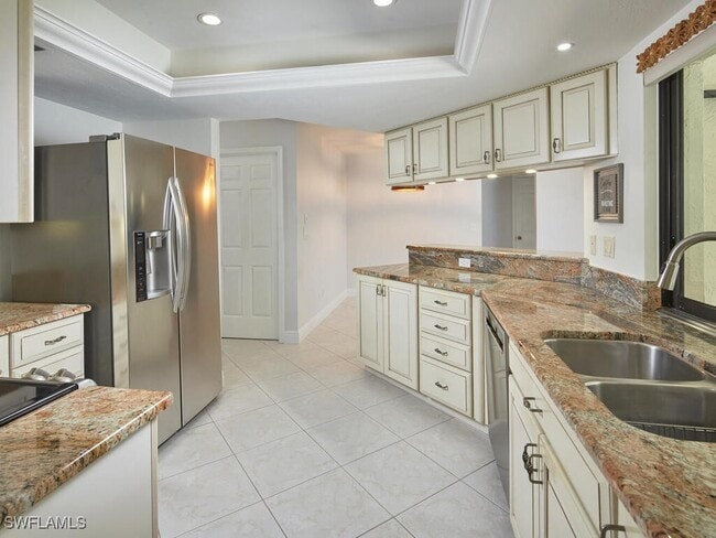 Building Photo - 213 Bay Meadows Dr