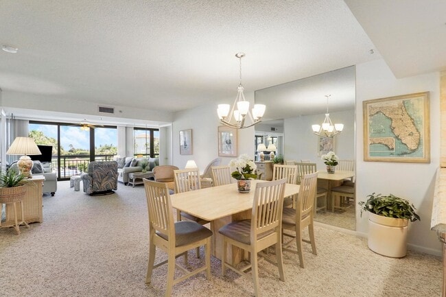 Building Photo - 401 S Seas Dr