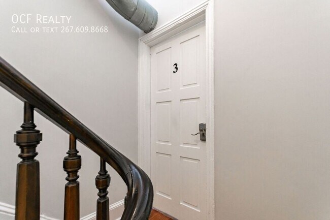 Building Photo - 1620 Mt Vernon St