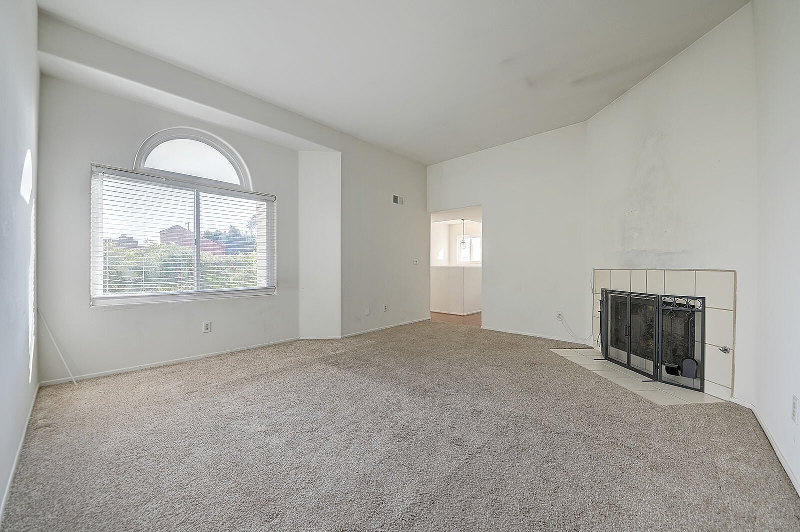 Building Photo - 17054 A Ln