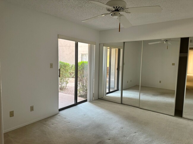 Building Photo - Condo In the Heart of Scottsdale