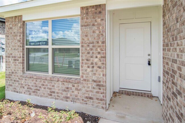 Building Photo - 1261 Lehmann Dr