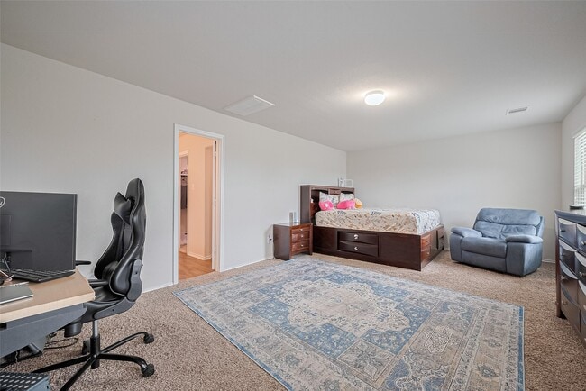 Building Photo - 21018 Whitehaven Bluff Trail