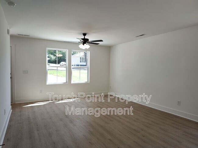 Building Photo - 1413 Arden Ave