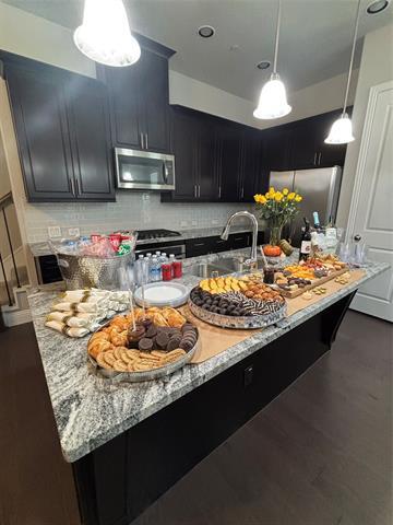 Building Photo - 6120 Rilla St