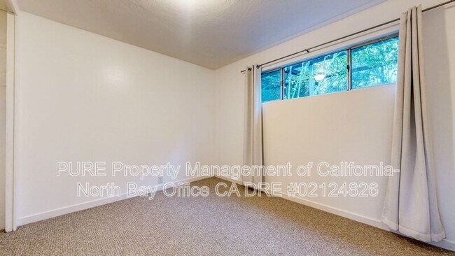 Building Photo - 3221 Acreage Ln