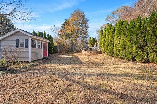 Building Photo - 312 Waterton Way