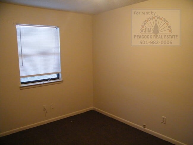 Building Photo - 309 Bellevue Cir