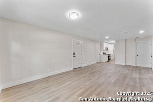 Building Photo - 4119 Tamarak Dr