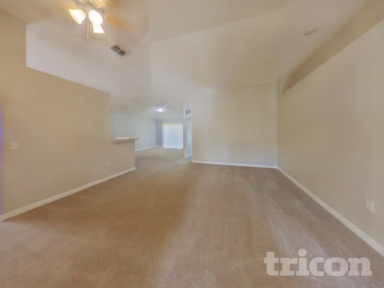 Building Photo - 3655 Braeden Ct