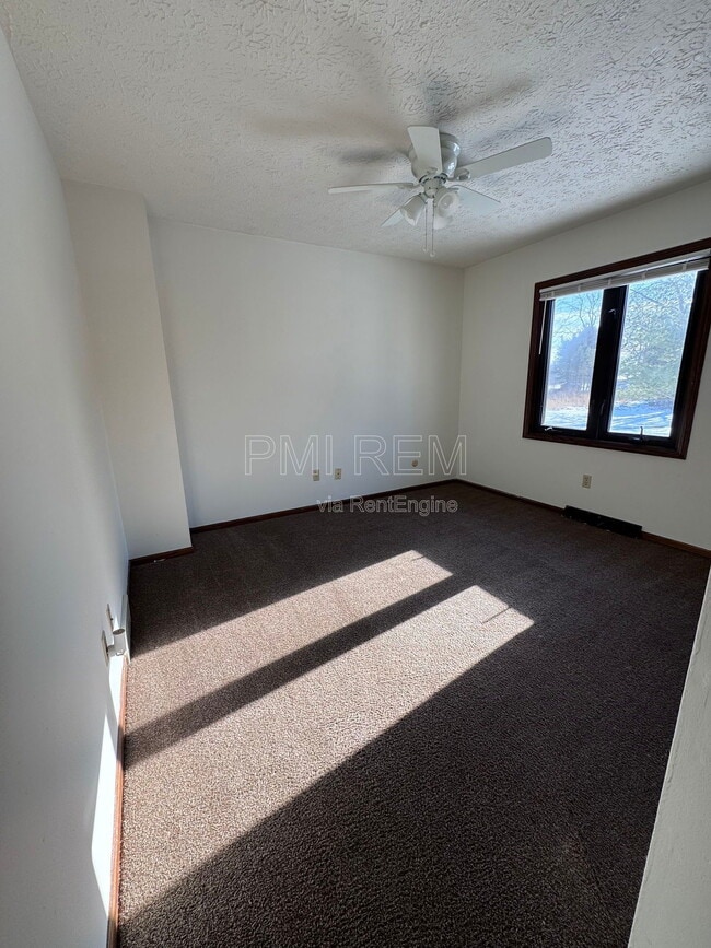 Building Photo - 7514 Peachmont Ave NW