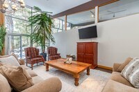 Building Photo - 6820 S Maxfield Dr