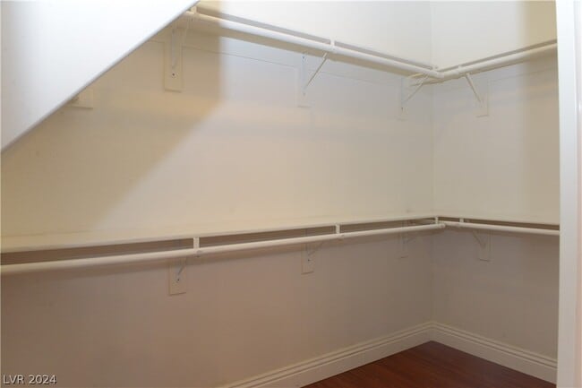 Building Photo - 6527 Tulip Garden Dr